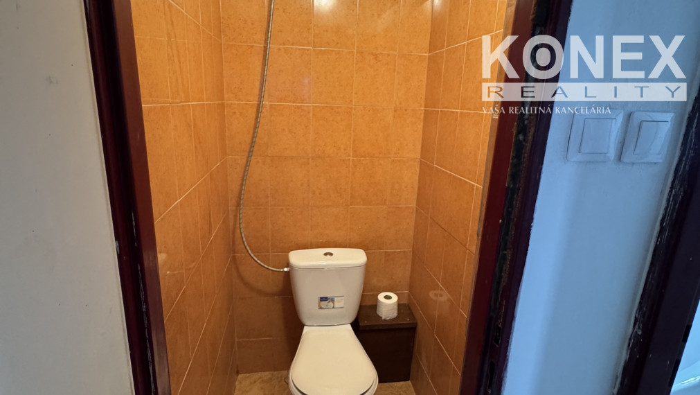 ID-4006 Na predaj 2,5-izbový byt s garážou – SOBRANCE Tibavská ul.