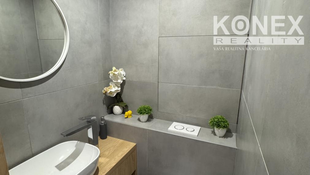ID-4239 EXKLUZÍVNE – Luxusný a plne zariadený 3-izbový byt Michalovce