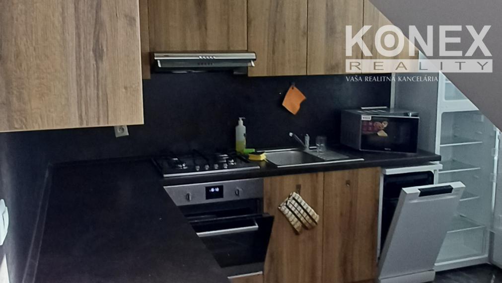 ID-4285 PRENÁJOM – PRIESTRANNÝ PODKROVNÝ MEZONET V CENTRE MICHALOVIEC