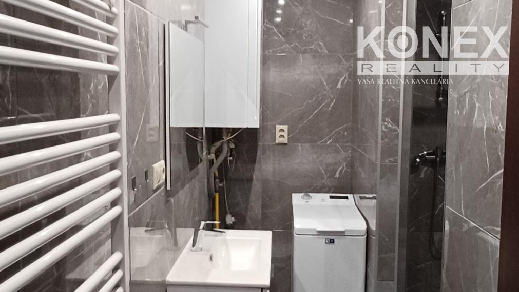 ID-4285 PRENÁJOM – PRIESTRANNÝ PODKROVNÝ MEZONET V CENTRE MICHALOVIEC