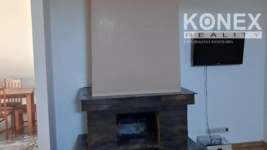 ID-4285 PRENÁJOM – PRIESTRANNÝ PODKROVNÝ MEZONET V CENTRE MICHALOVIEC