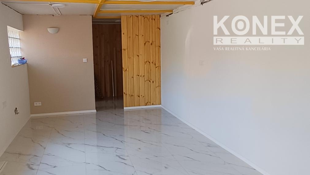 ID-4418 Obchodný priestor 33 m² na prenájom – Michalovce, blízko centra