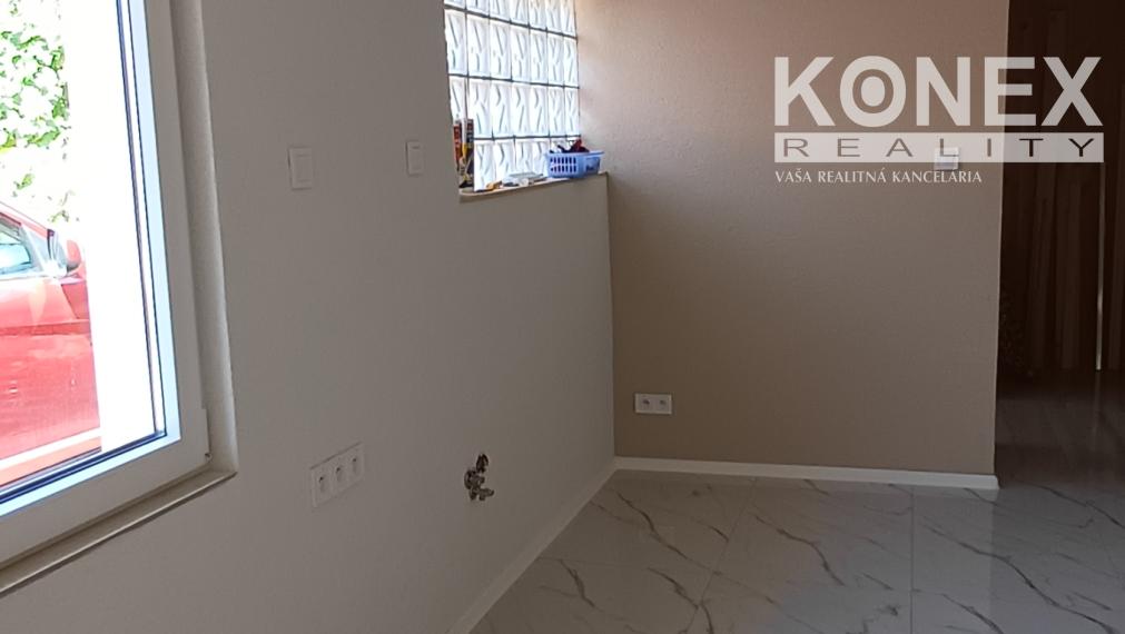 ID-4418 Obchodný priestor 33 m² na prenájom – Michalovce, blízko centra