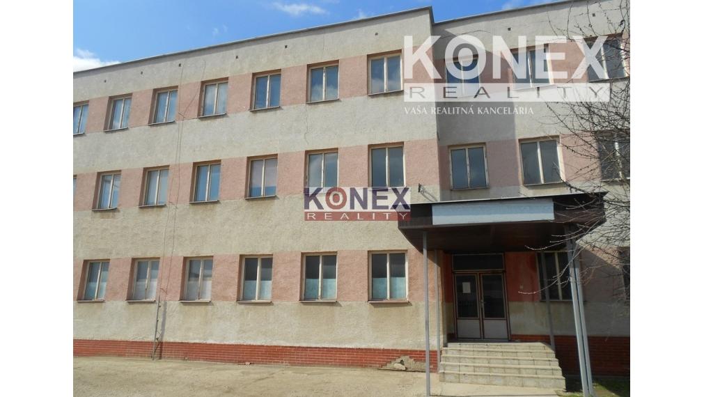 NA PREDAJ! Administratívna budova – ul. Stavbárov, Michalovce.