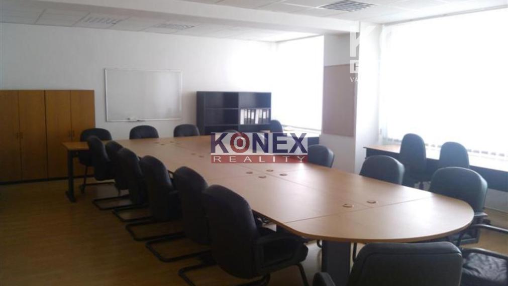 NA PREDAJ! Výrobno-admnistratívna budova na Nemocničnej ul. v Kráľ.Chlmci