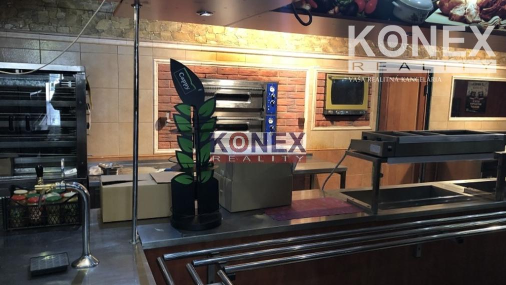 Na prenájom obchodné priestory v centre Michaloviec.