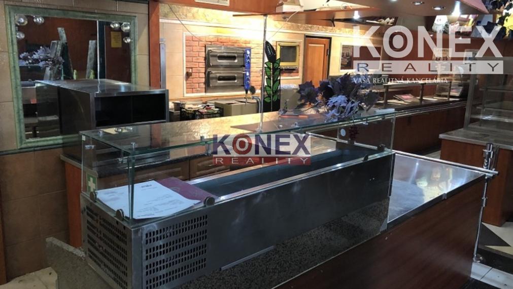 Na prenájom obchodné priestory v centre Michaloviec.