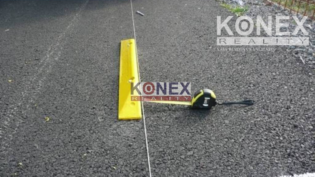 Pozemok na komerčné využitie v obci Bežovce