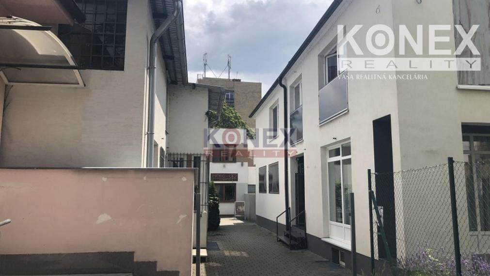 SUPER ZĽAVA! Polyfunkčný objekt s možnosťou bývania v centre Michaloviec