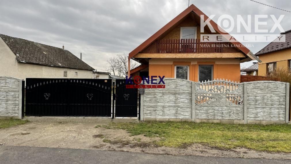 Rodinný dom v obci Bunkovce, 7 km od Sobraniec