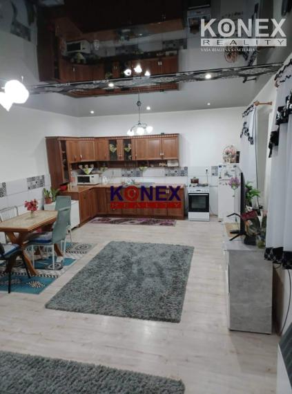 NA PREDAJ! Štvorec 7 km od Sobraniec.