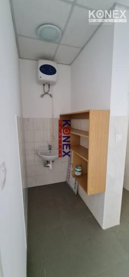 Obchodný priestor vo Vranove n./T. – PREDAJ