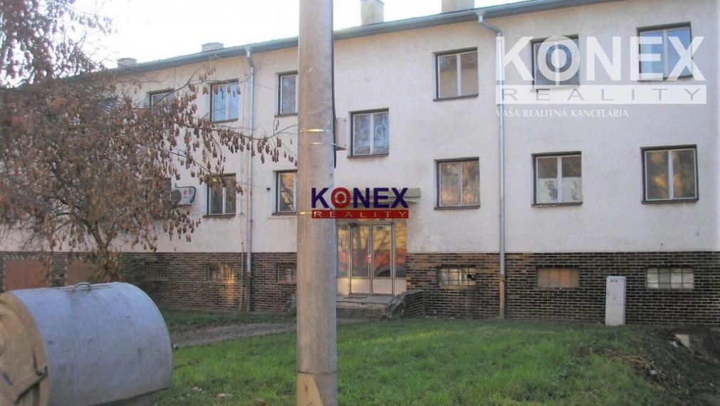 SUPER INVESTIČNÁ PONUKA! Budova - bytový dom v Humennom