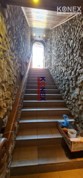 NA PRENÁJOM! Prevádzka baru s kuchyňou v Sobranciach