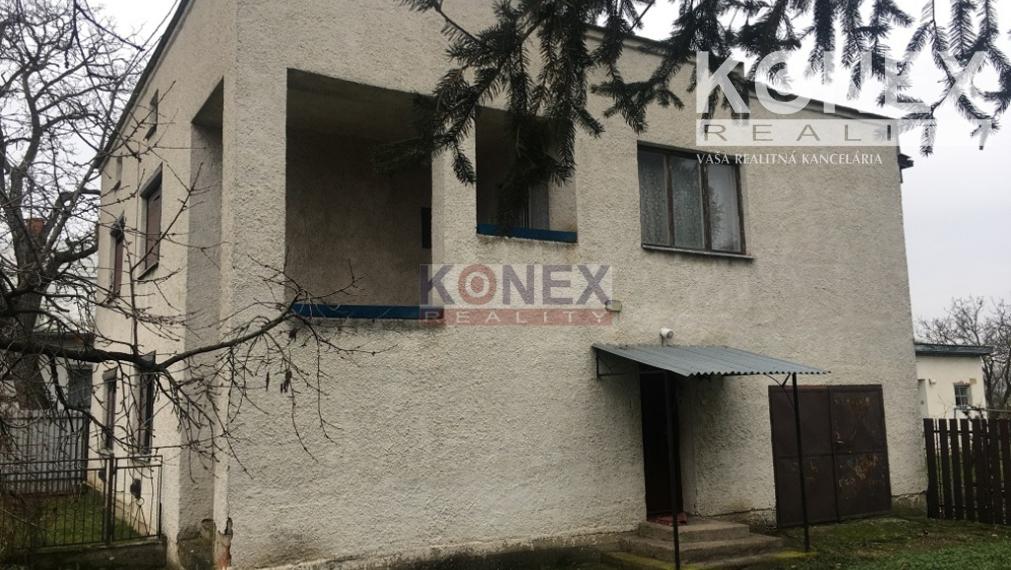 Poschodový rodinný dom vo Višňove, pri Sečovciach