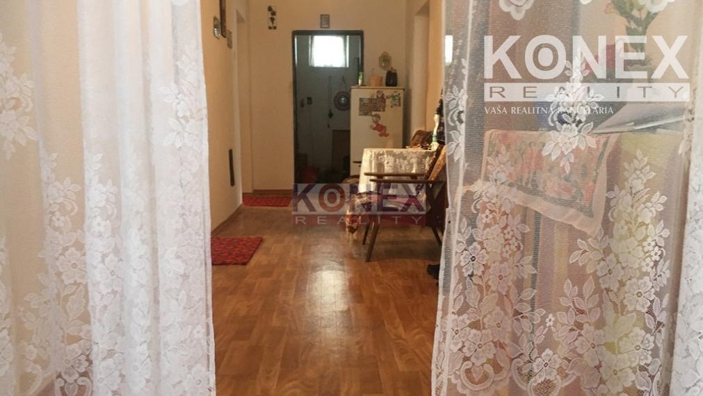 Poschodový rodinný dom vo Višňove, pri Sečovciach