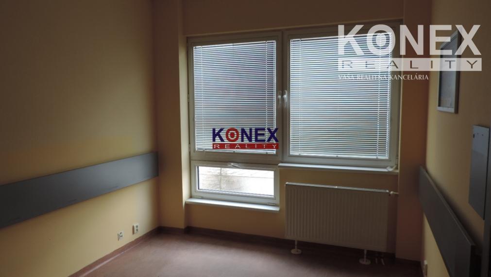 NA PRENÁJOM! Lekárska ambulancia v centre Trebišova