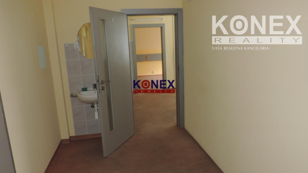 NA PRENÁJOM! Lekárska ambulancia v centre Trebišova