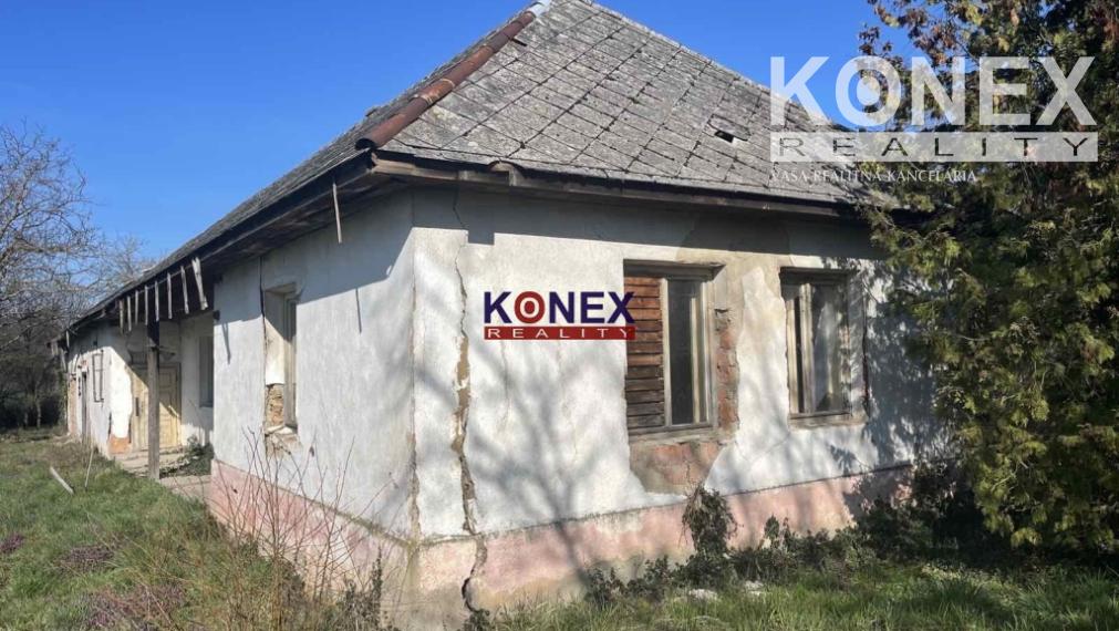 NA PREDAJ! Gazdovský rodinný dom 5km od Sobraniec