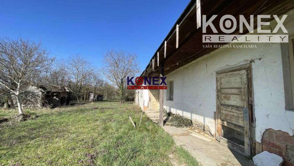 NA PREDAJ! Gazdovský rodinný dom 5km od Sobraniec