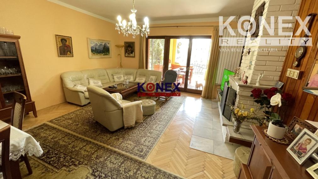 LUKRATÍVNA PONUKA – Poschodový rodinný dom v Michalovciach