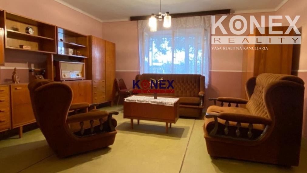 Gazdovský rodinný dom v obci Viničky – NA PREDAJ