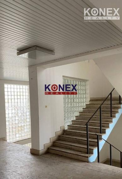 NA PREDAJ! Štvorpodlažná budova v Strážskom