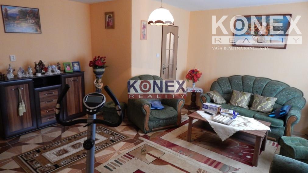 NA PREDAJ! Rodinný dom po rekonštrukcii v obci Hatalov.