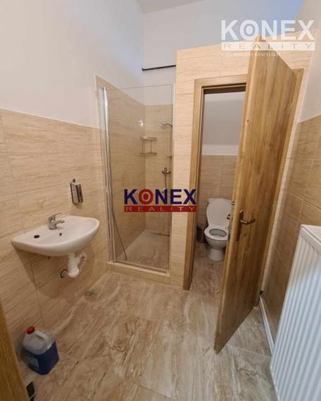 NA PREDAJ! Budova/ obchodný priestor v obci Markovce.