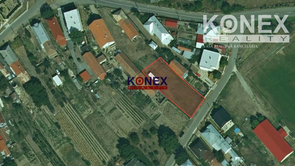 Stavebný pozemok v obci Malý Horeš.