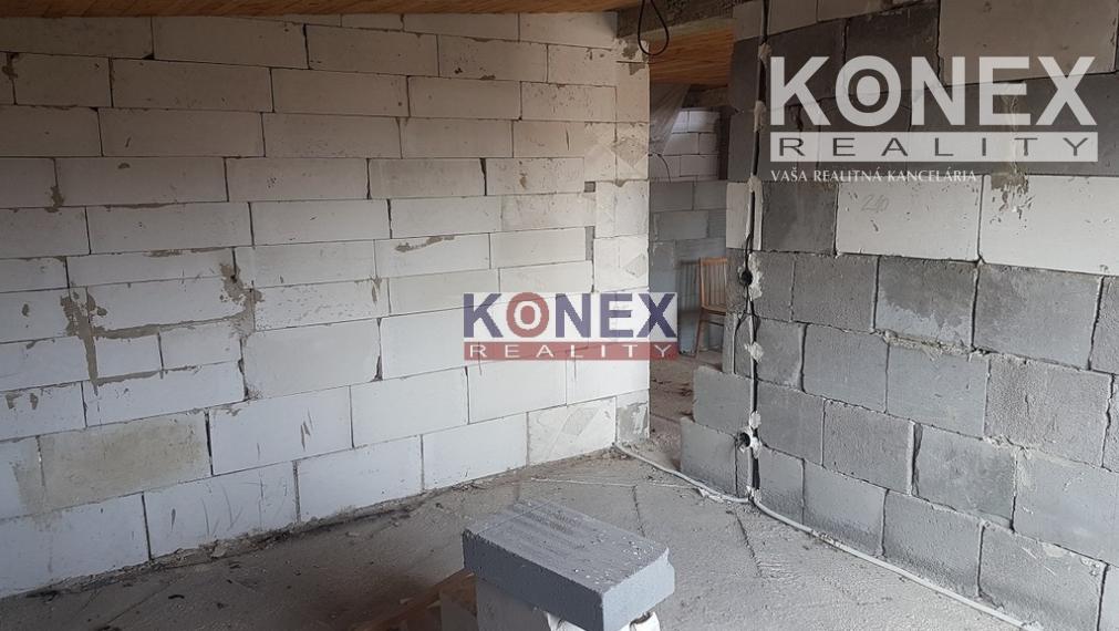 Rozostavaný rodinný dom v obci Kochanovce