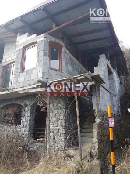 Rozostavaný rodinný dom v obci Kochanovce