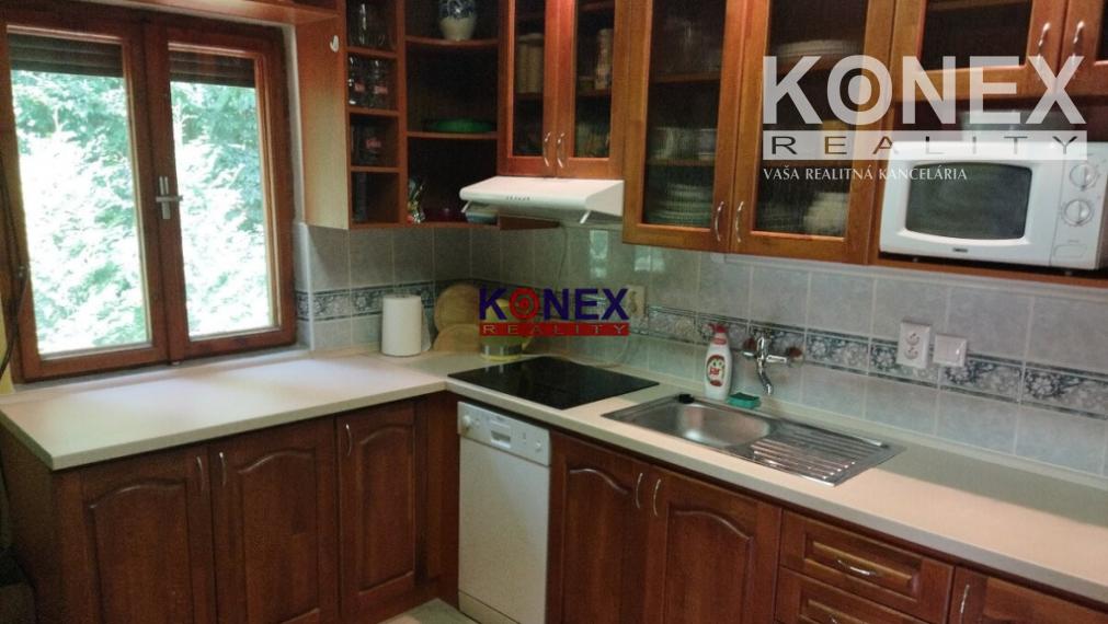 NA PREDAJ - Murovaná chata na Domaši