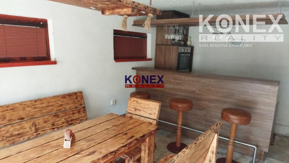 NA PREDAJ - Murovaná chata na Domaši