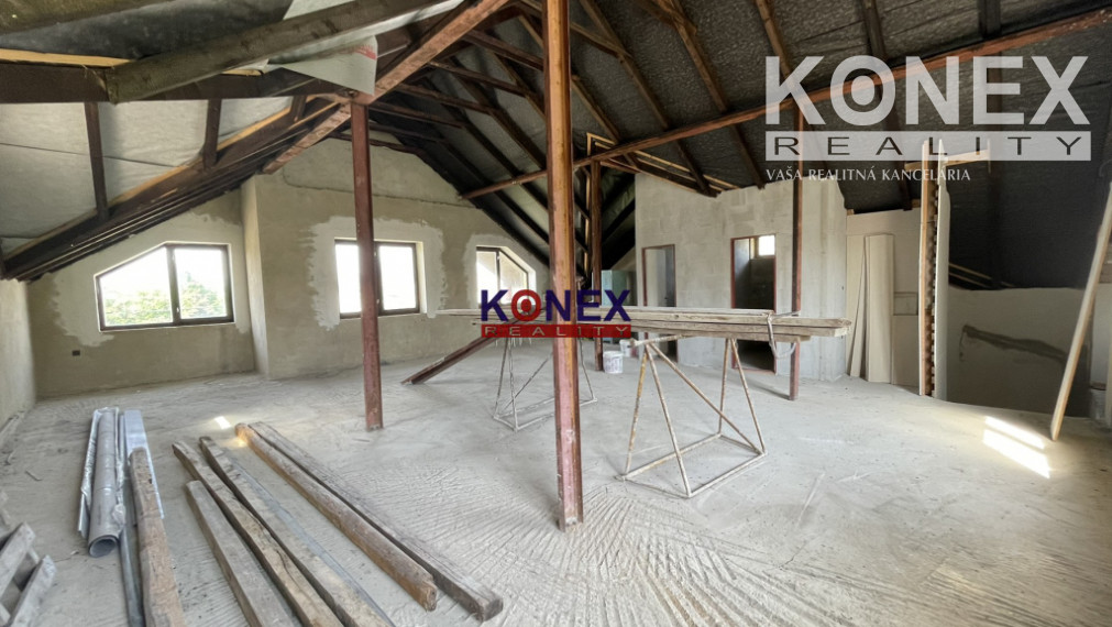 Poschodový rodinný dom v obci Rakovec nad Ondavou