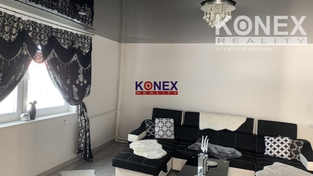 Dva rodinné domy v obci Falkušovce