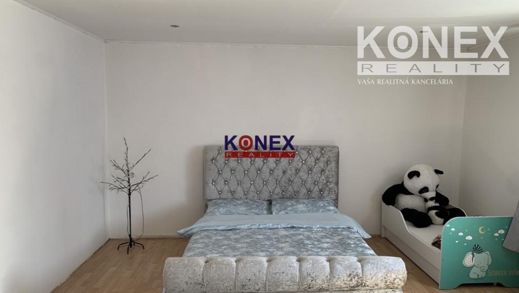 Dva rodinné domy v obci Falkušovce