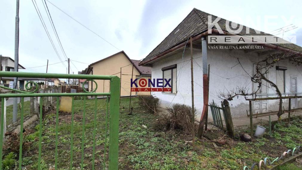 Rodinný dom s krásnym rozľahlým pozemkom – Ruská