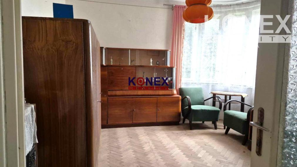 Rodinný dom s krásnym rozľahlým pozemkom – Ruská