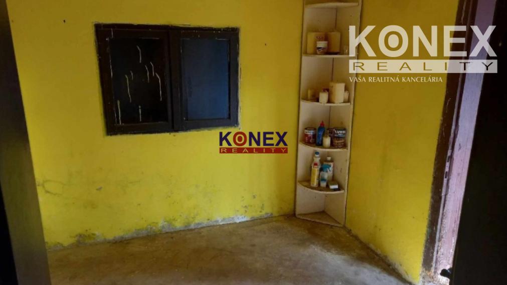 Chatka/Malý murovaný domček pri Kráľovskom Chlmci