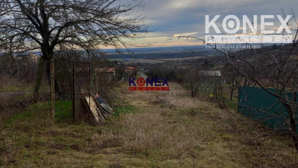 Chatka/Malý murovaný domček pri Kráľovskom Chlmci