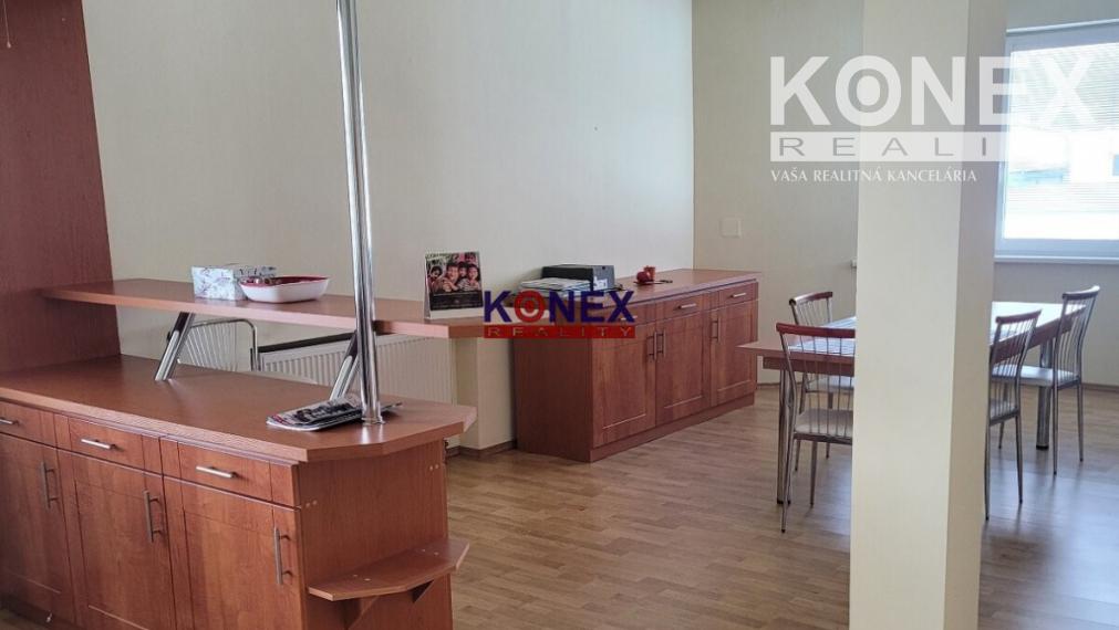 NA PREDAJ – Apartmánový dom v meste Snina