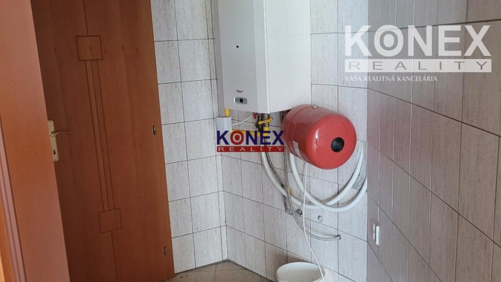 NA PREDAJ – Apartmánový dom v meste Snina