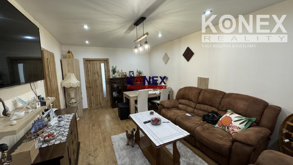 Kompletne rekonštruovaný 4-izbový byt na ulici Hollého - Michalovce