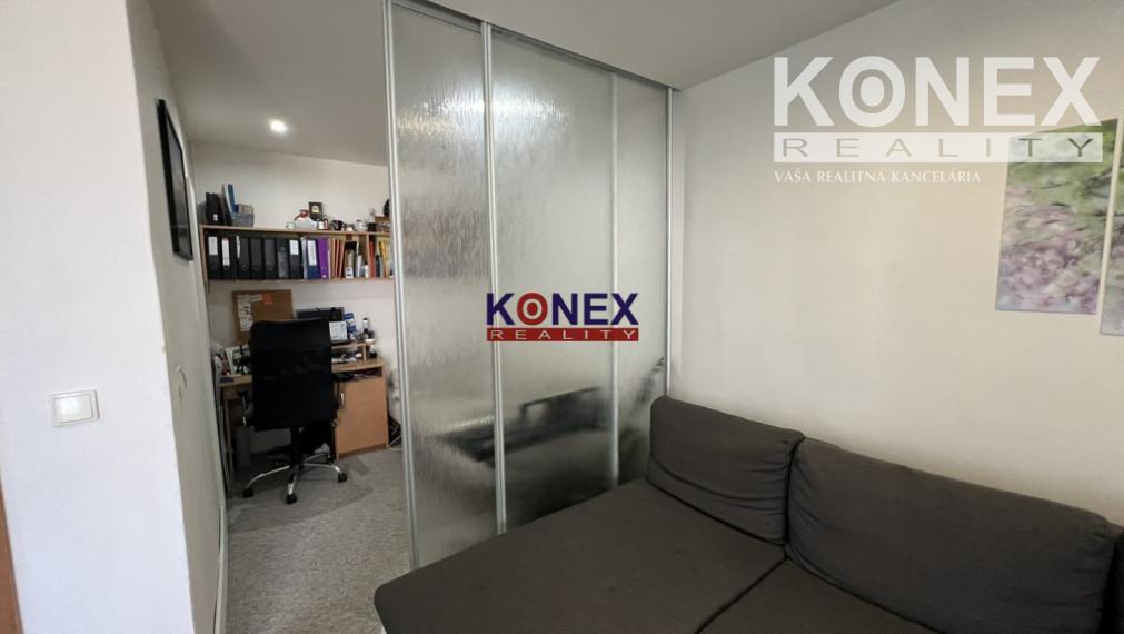 Priestranný 4-izbový byt na Komenského ulici - Trebišov