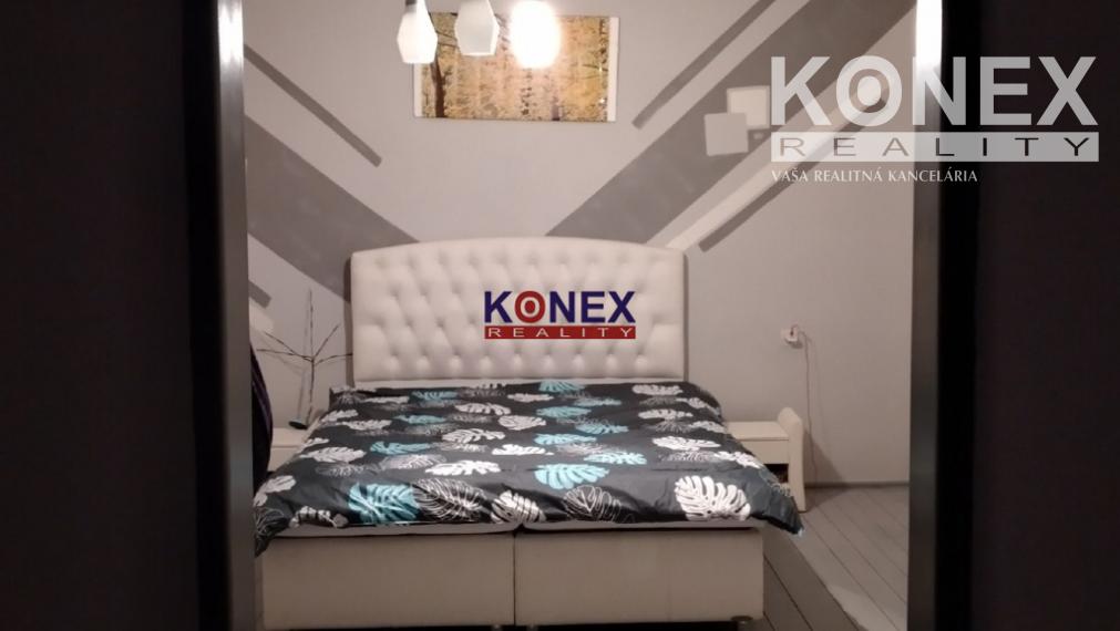 NA PREDAJ! POSCHODOVÝ RODINNÝ DOM v obci ZATÍN