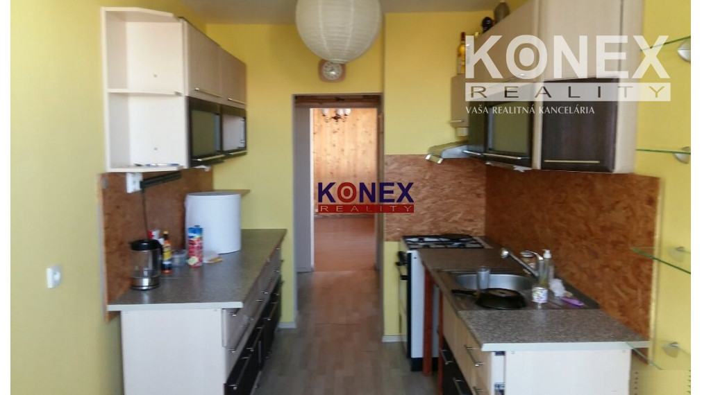 Veľkometrážny 4-izbový byt na ulici BEREHOVSKEJ v Trebišove