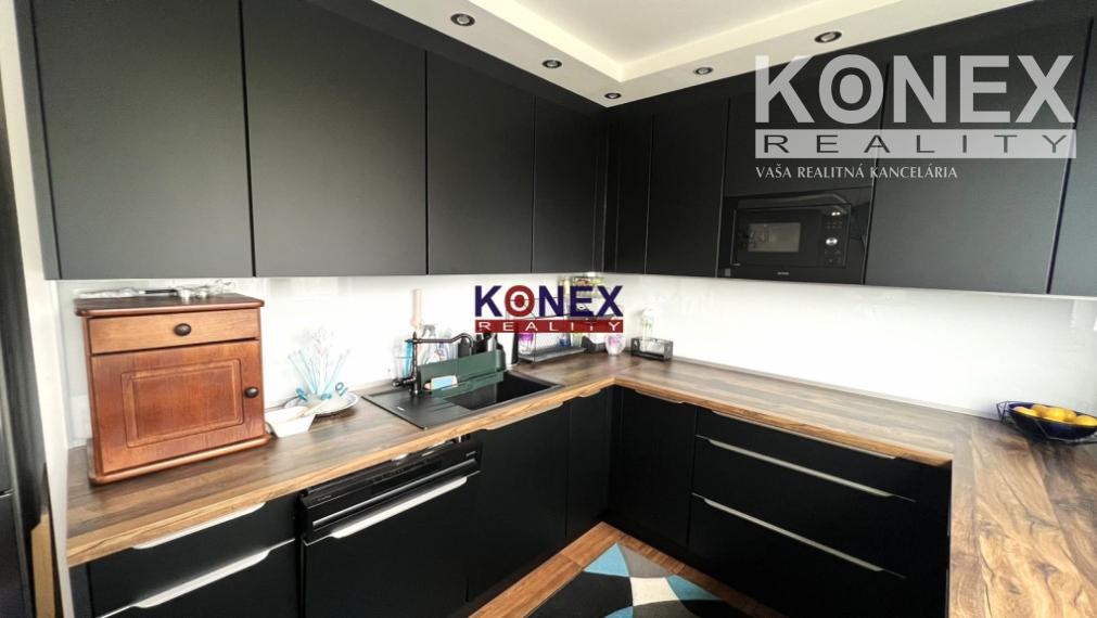 SKVELÁ PONUKA! JEDINEČNÝ 3-IZBOVÝ BYT v meste VEĽKÉ KAPUŠANY