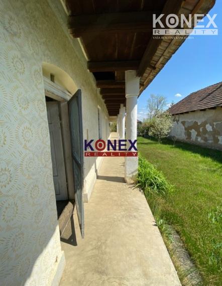 Gazdovský dom neďaleko mesta Sárospatak, Maďarsko