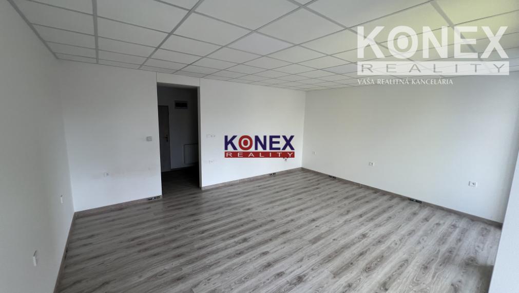NA PRENÁJOM! Obchodný priestor CENTRUM Vranova n/T (42 m2)